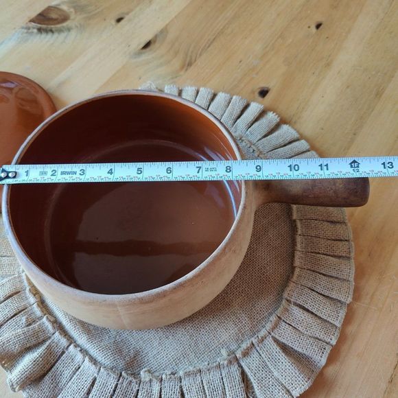 Vintage French Stoneware Covered Casserole Dish 8.5 inches wide and 4.5 inches - Picture 15 of 16